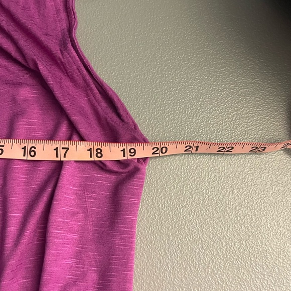 Loft Tank pink banded bottom, scoop neck tank top - Picture 8 of 10